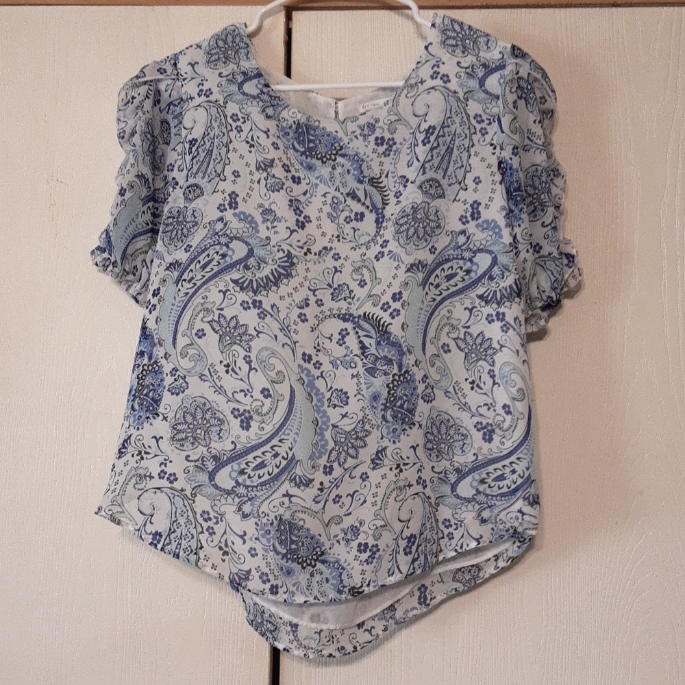 Women's blouse
